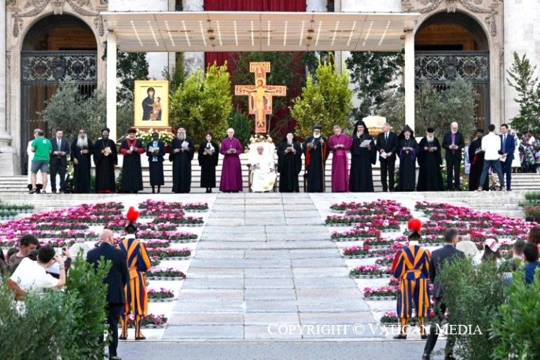 Grande veillée de prière œcuménique au Vatican