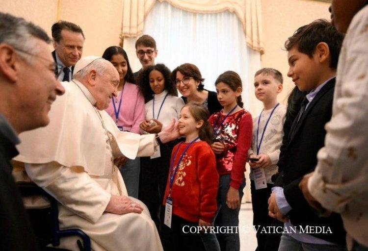 Le pape François va écrire une exhortation apostolique sur les enfants