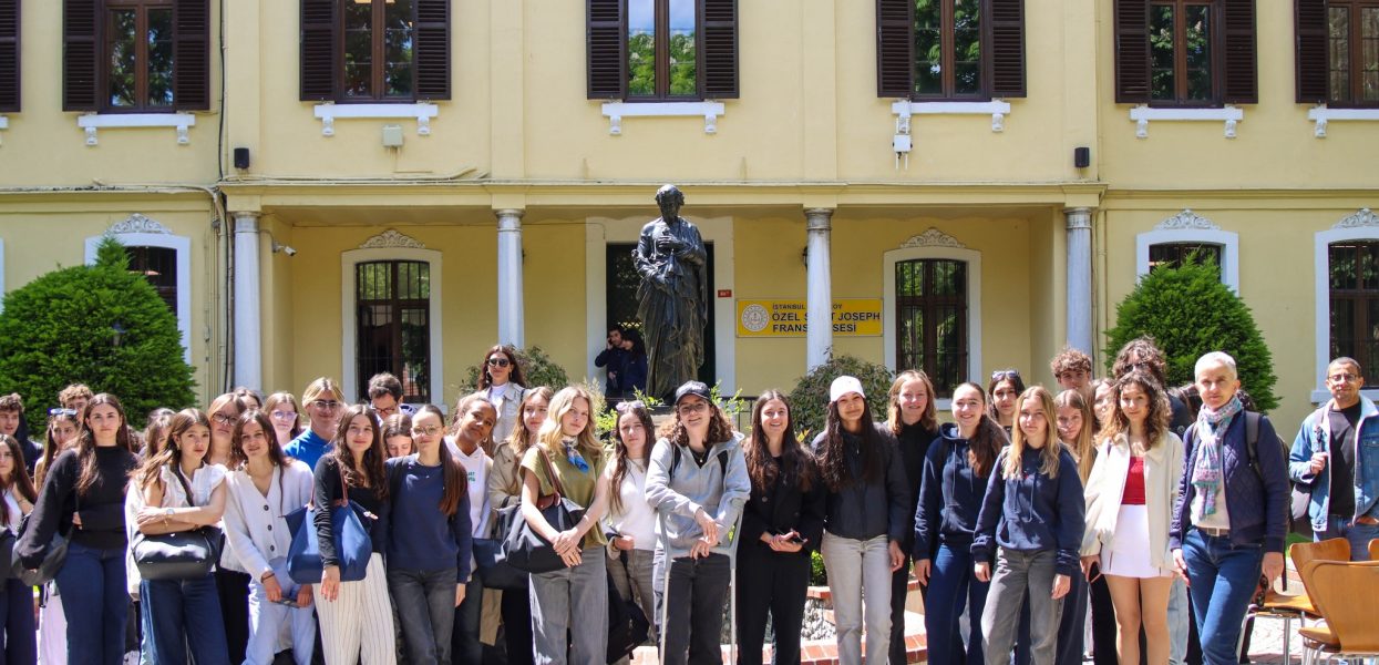 Saint Michel Istanbul: exchange program with Angers Sacré-Coeur.