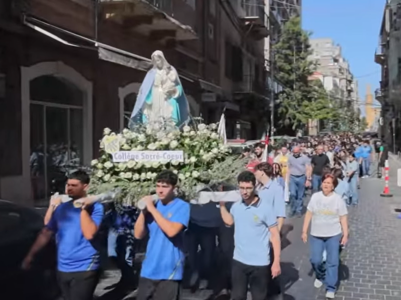 Sacré-Coeur: procession de la Sainte Vierge