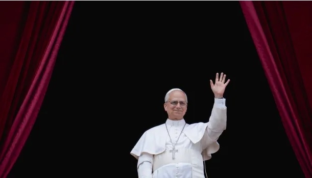 “Jamais plus la guerre”, l’appel à la paix du pape Léon XIV 