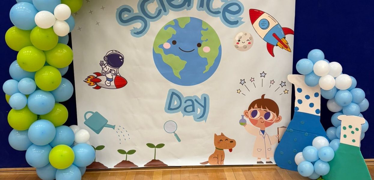 La Salle Beit Hanina: 1st Grade Science Fair Success! La Salle Beit Hanina: 1st Grade Science Fair Success!
