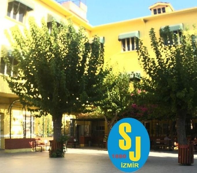 Saint Joseph Izmir: La Rentrée Saint Joseph Izmir: La Rentrée