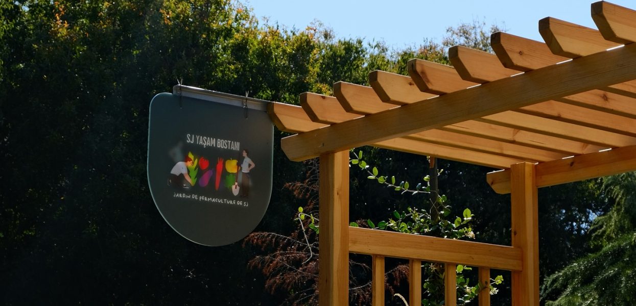 Saint-Joseph Istanbul: inauguration du jardin de permaculture