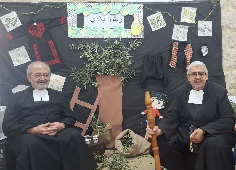 Frères Jerusalem: The Visit of Brother Visitor Frères Jerusalem: The Visit of Brother Visitor