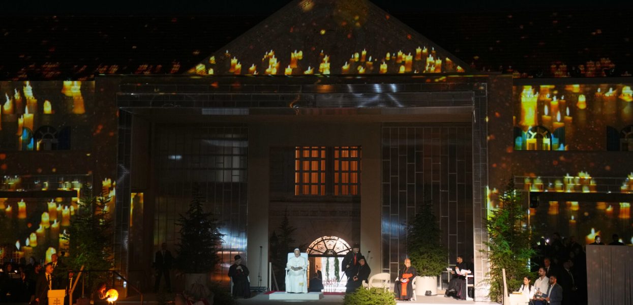 Le Pape aux jeunes: «Vous avez l’enthousiasme nécessaire pour changer le cours de l’Histoire» Le Pape aux jeunes: «Vous avez l’enthousiasme nécessaire pour changer le cours de l’Histoire»