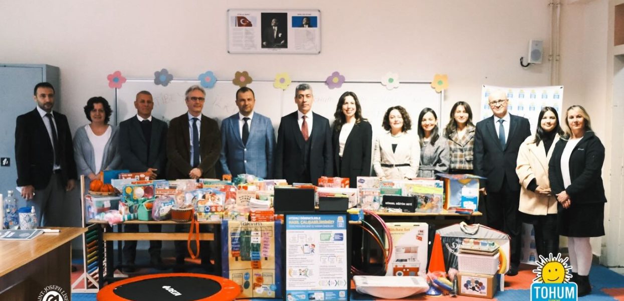 Saint Joseph Istanbul: Ensemble, nous élevons la valeur de l’éducation.