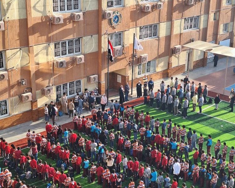 Saint Paul Choubra: accueil du Frère Visiteur Saint Paul Choubra: accueil du Frère Visiteur