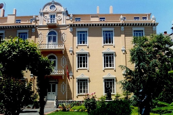 Saint Michel: activités littéraires