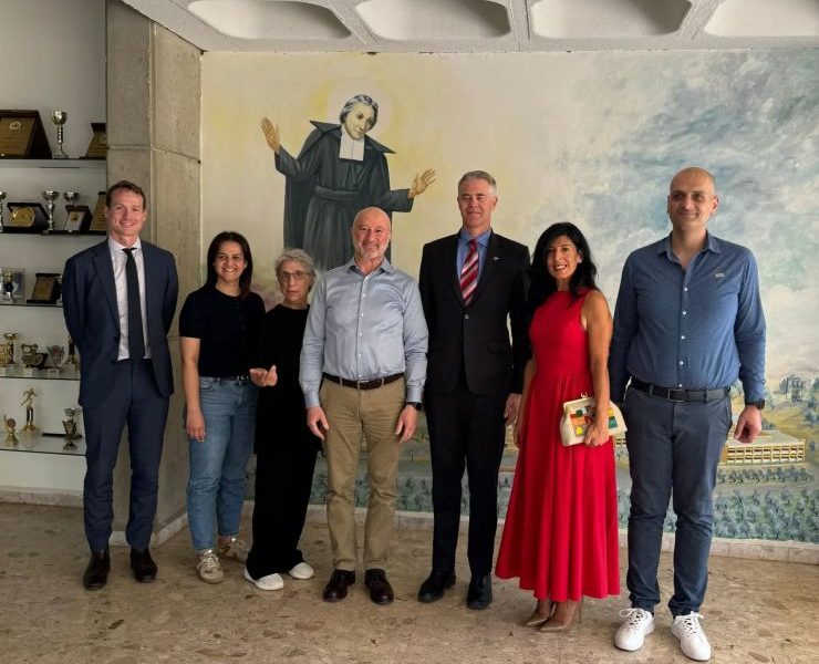 La Salle Kfaryachit: Visite de L’Ambassadeur d’Australie ! La Salle Kfaryachit: Visite de L’Ambassadeur d’Australie !