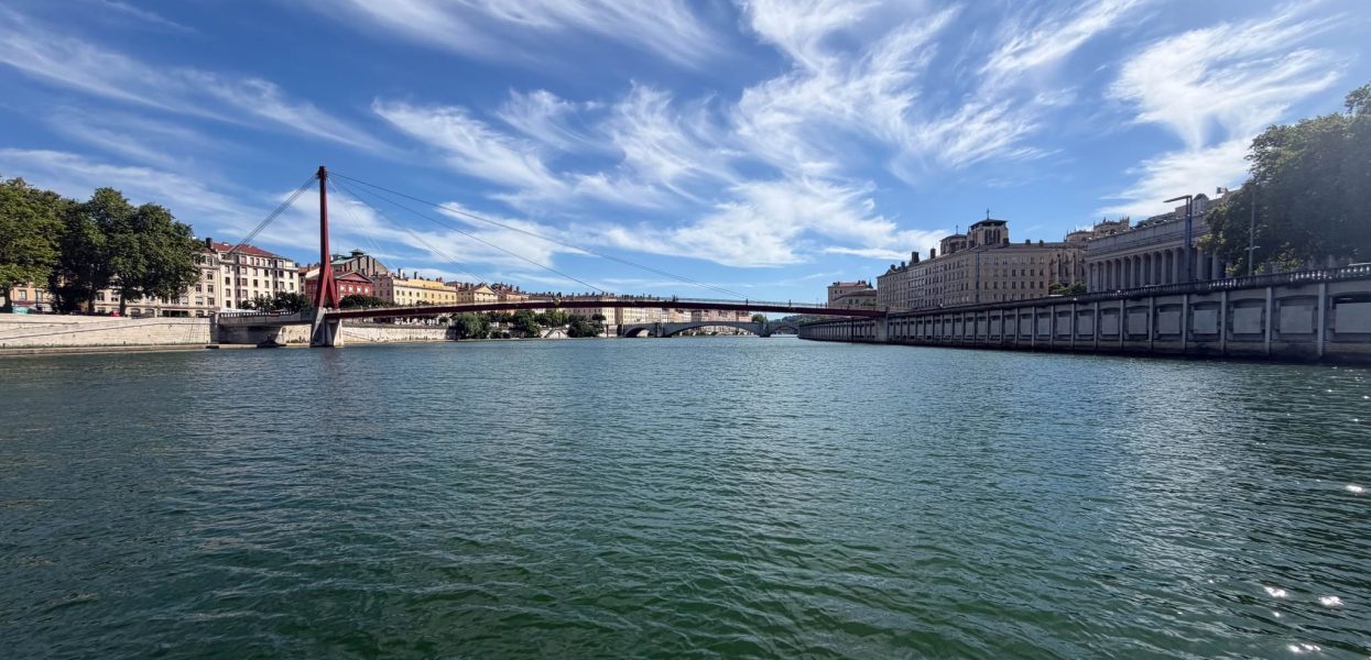 Saint Michel: visite de Lyon en France. Saint Michel: visite de Lyon en France.