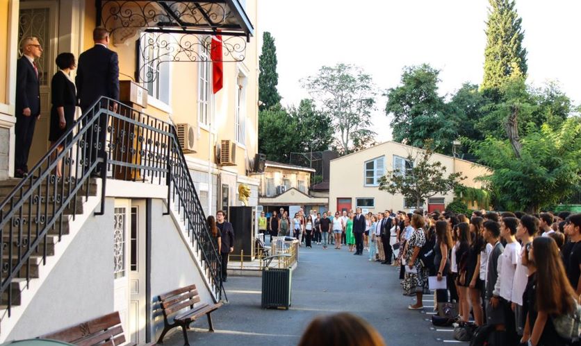Saint-Michel: Rentrée 2026-2027 « cultiver notre jardin ». Saint-Michel: Rentrée 2026-2027 « cultiver notre jardin ».